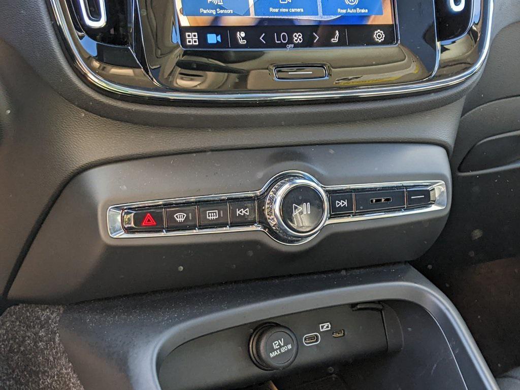 used 2025 Volvo XC40 car, priced at $30,000