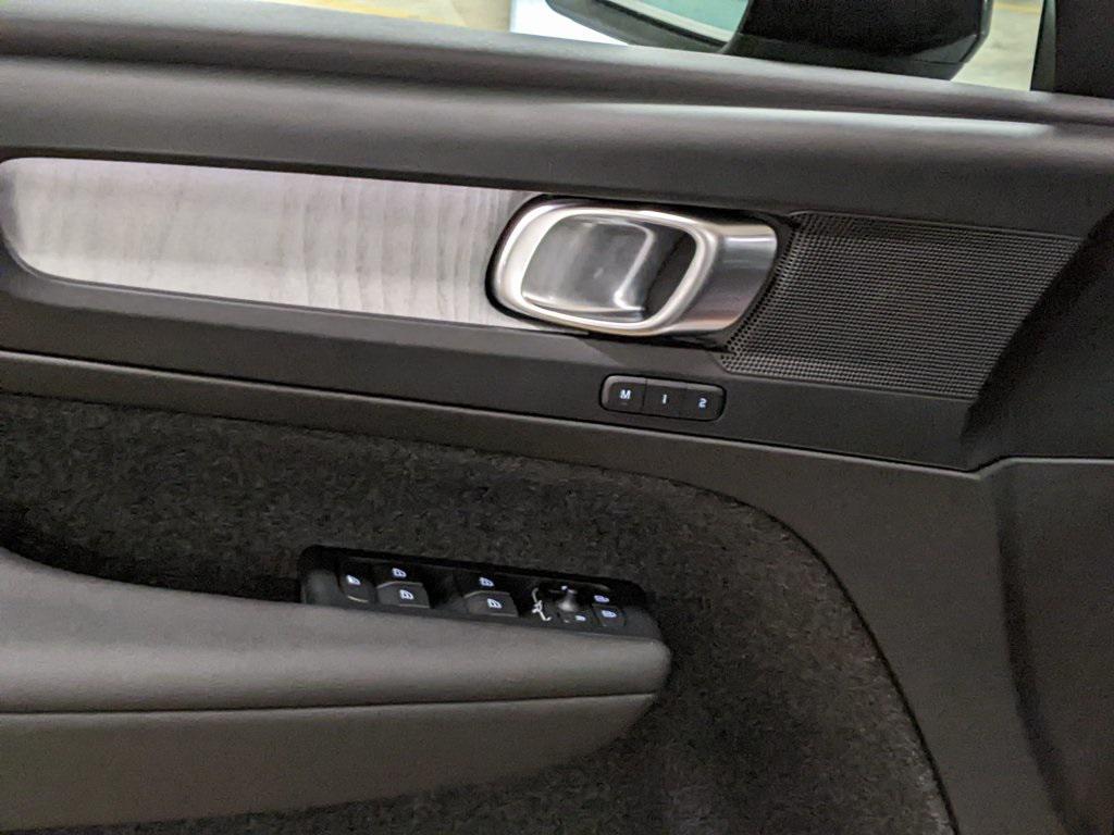 new 2026 Volvo XC40 car, priced at $50,150