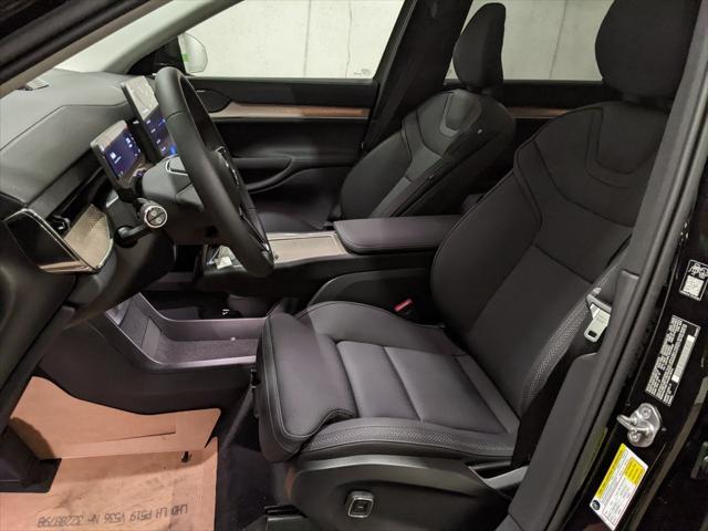 new 2025 Volvo EX90 car, priced at $86,436