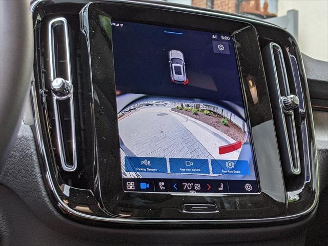 new 2025 Volvo XC40 car, priced at $46,035