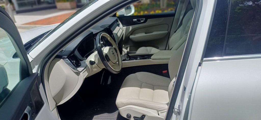 used 2023 Volvo XC60 Recharge Plug-In Hybrid car, priced at $46,000
