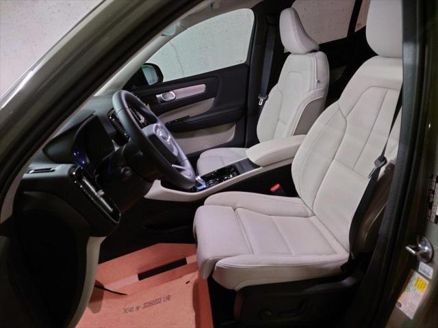 new 2025 Volvo XC40 car, priced at $49,810