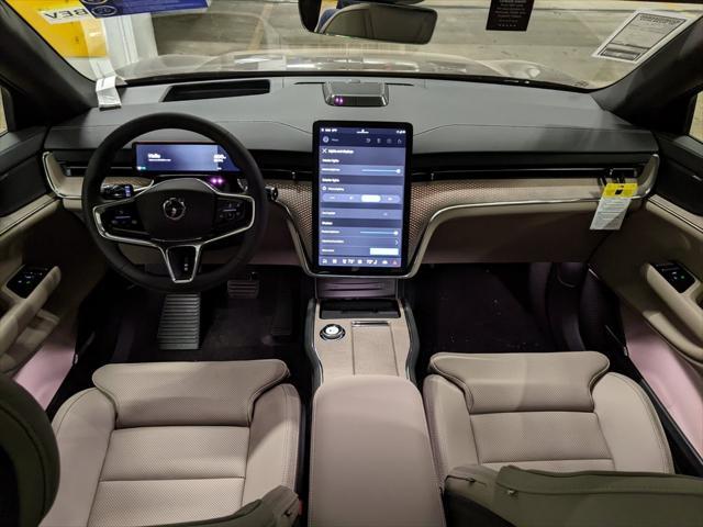 new 2025 Volvo EX90 car, priced at $86,490