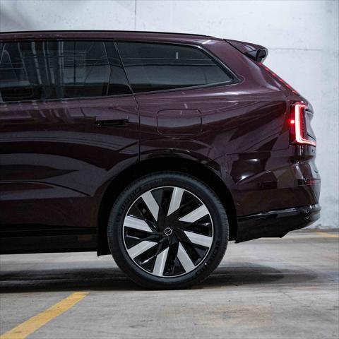 new 2025 Volvo EX90 car, priced at $86,490