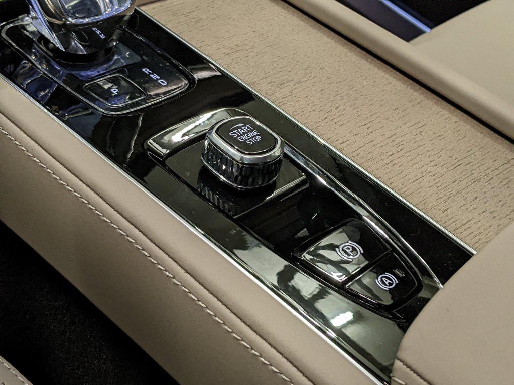 new 2026 Volvo XC90 car, priced at $70,595
