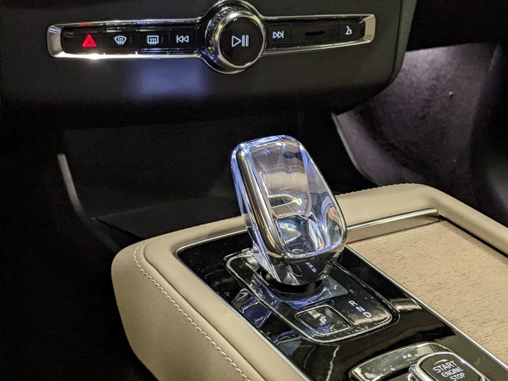 new 2026 Volvo XC90 car, priced at $70,595