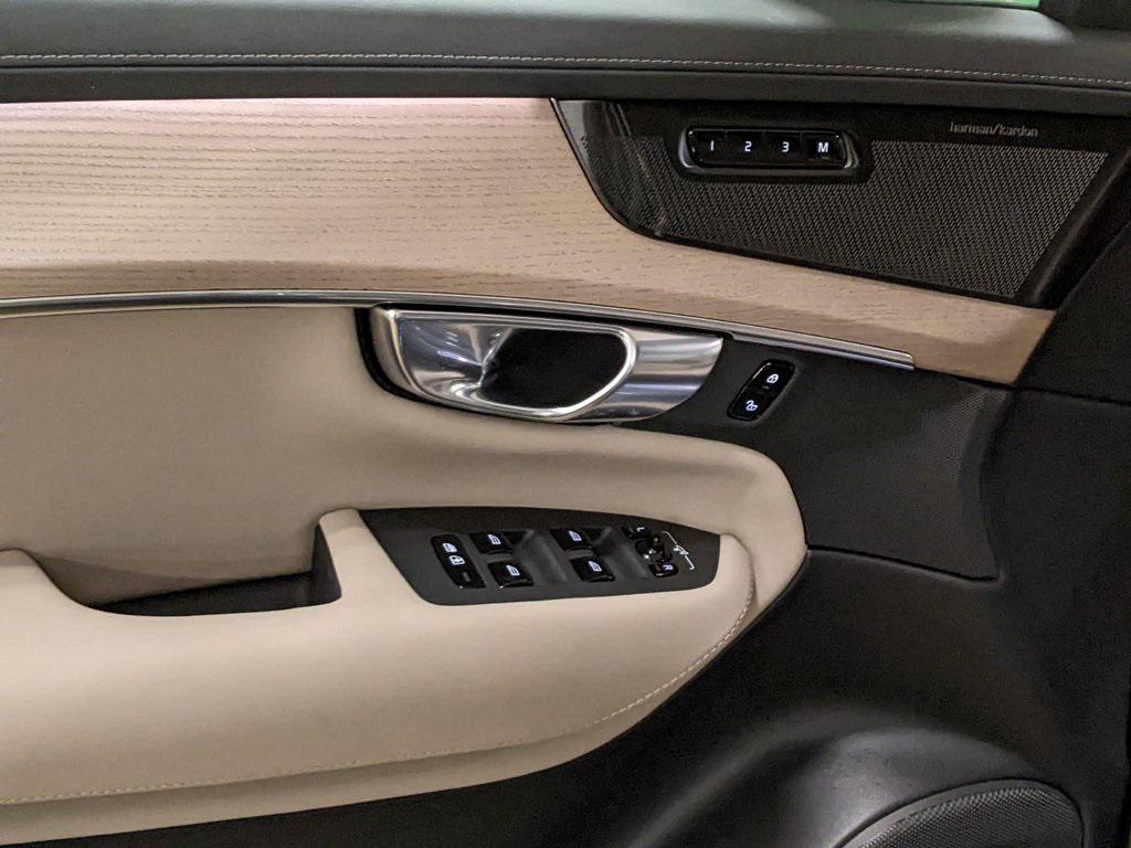 new 2026 Volvo XC90 car, priced at $77,275