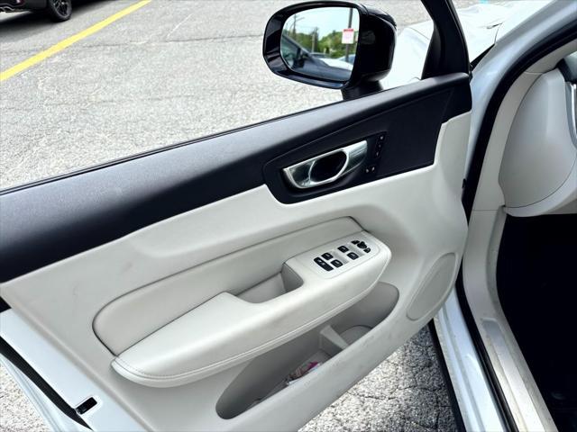 used 2023 Volvo XC60 Recharge Plug-In Hybrid car, priced at $52,000
