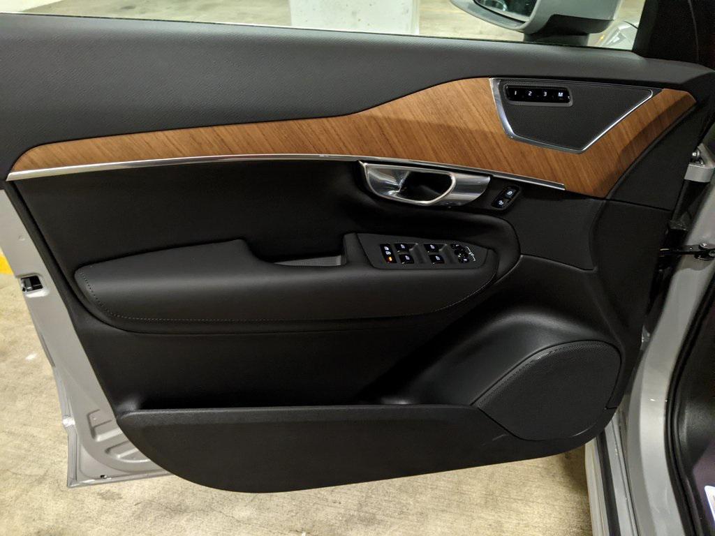 new 2025 Volvo XC90 car, priced at $63,735