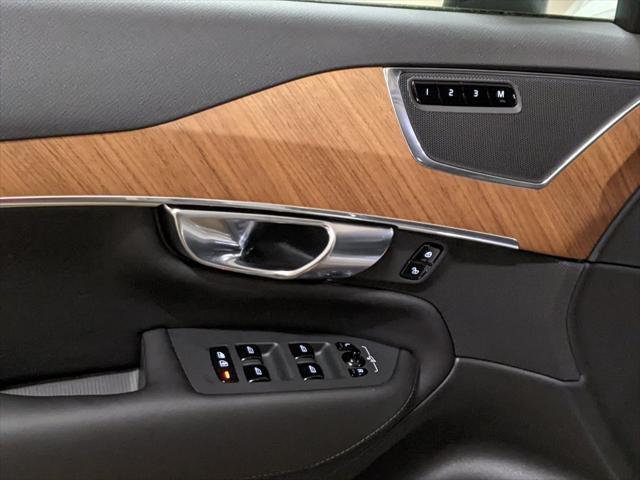 new 2025 Volvo XC90 car, priced at $65,595