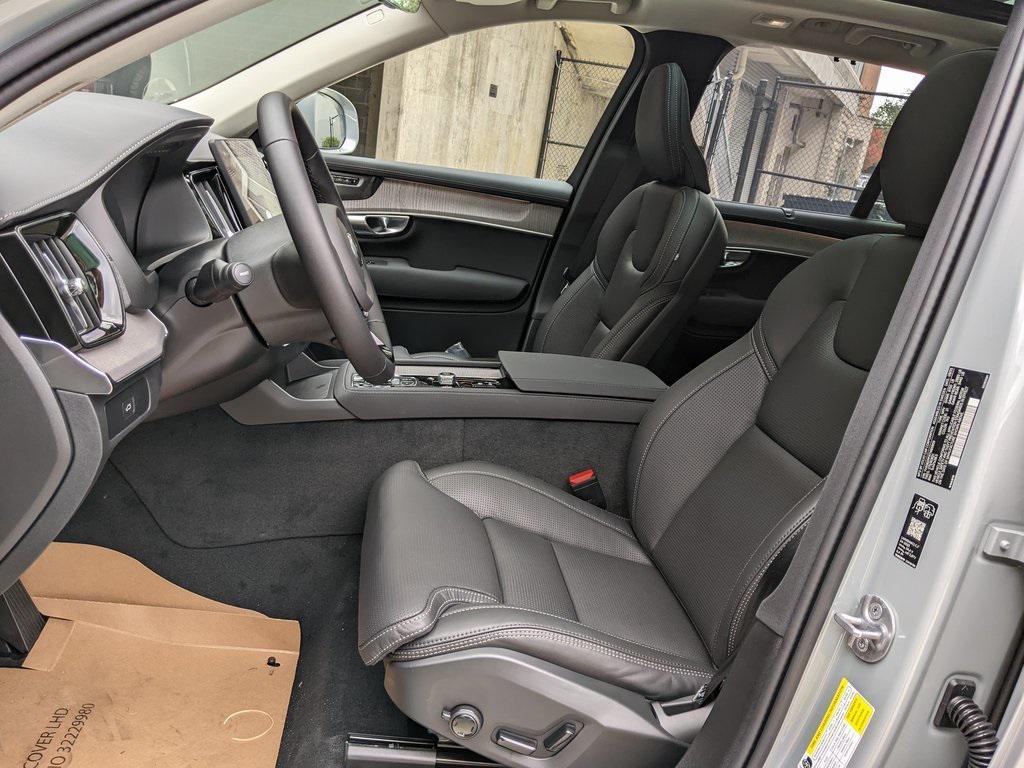 new 2026 Volvo XC90 car, priced at $71,825