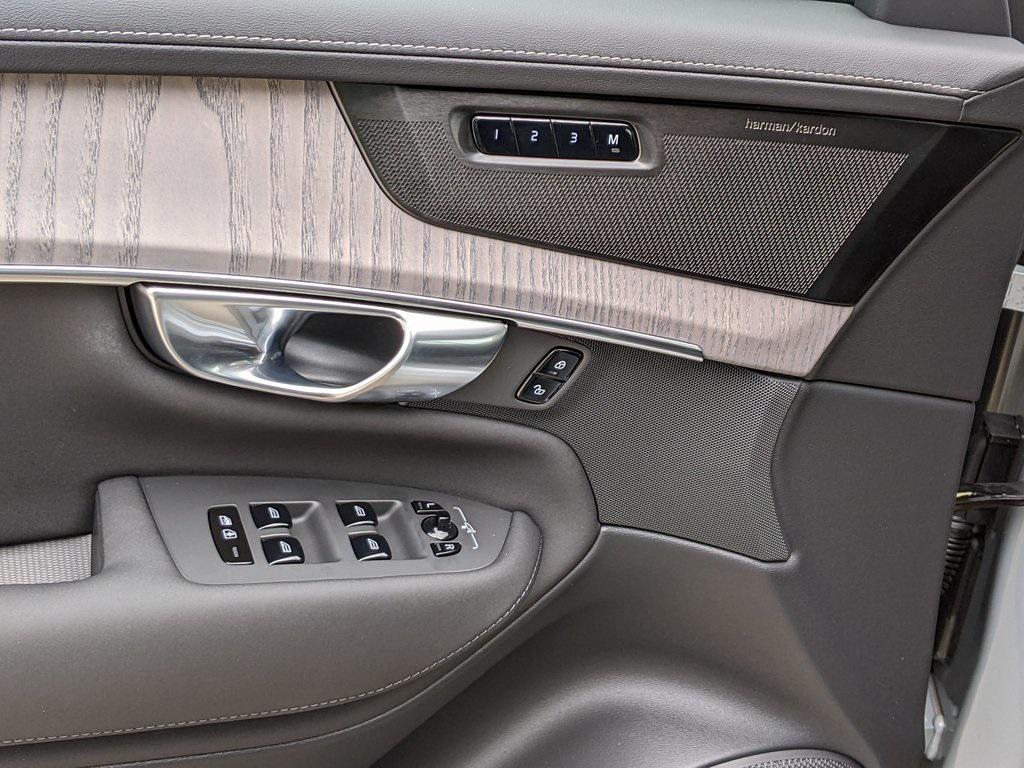 new 2026 Volvo XC90 car, priced at $71,825