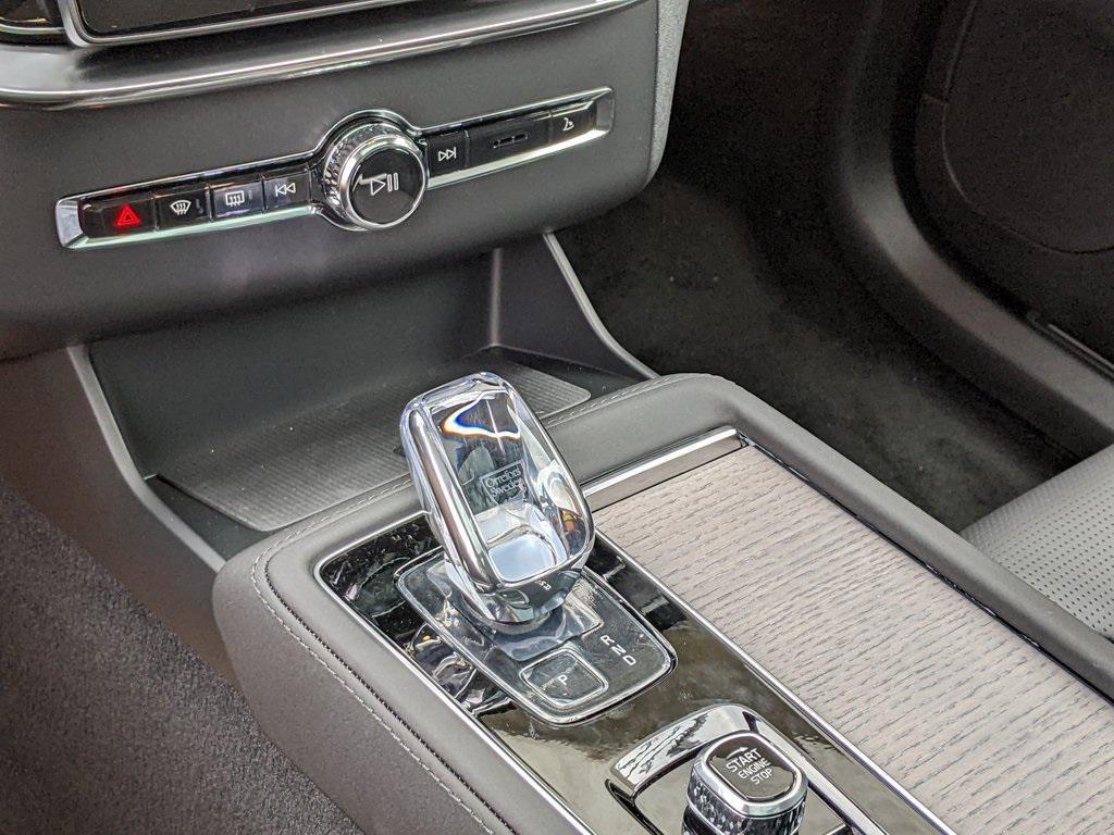 new 2026 Volvo XC90 car, priced at $71,825