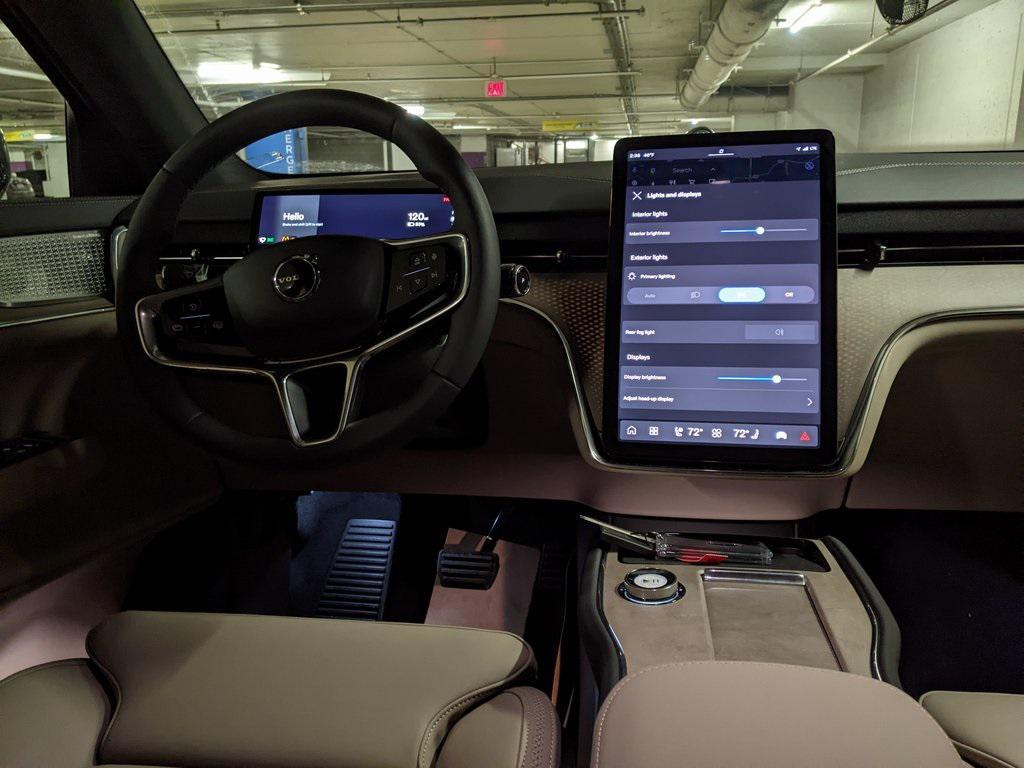 new 2025 Volvo EX90 car, priced at $92,336