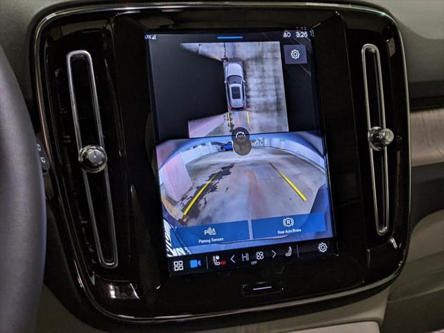 new 2025 Volvo XC40 car, priced at $51,015
