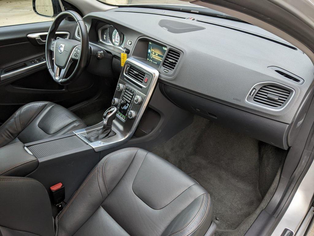 used 2016 Volvo V60 Cross Country car, priced at $19,500