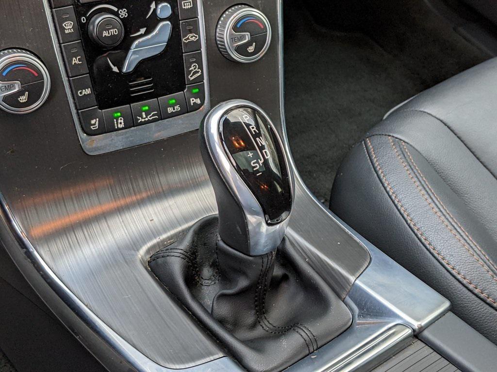 used 2016 Volvo V60 Cross Country car, priced at $19,500