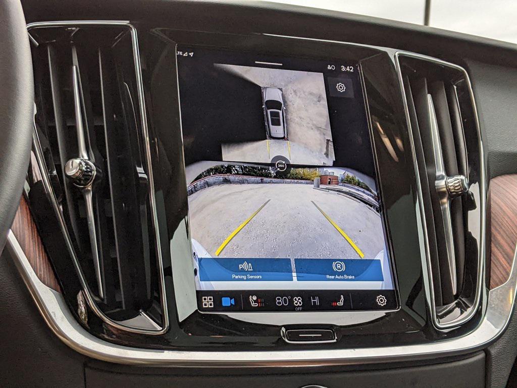 used 2025 Volvo V60 Cross Country car, priced at $40,500