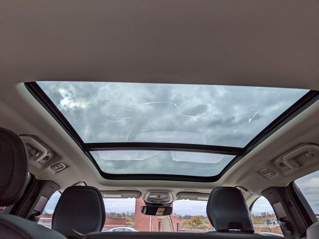 used 2025 Volvo V60 Cross Country car, priced at $40,500