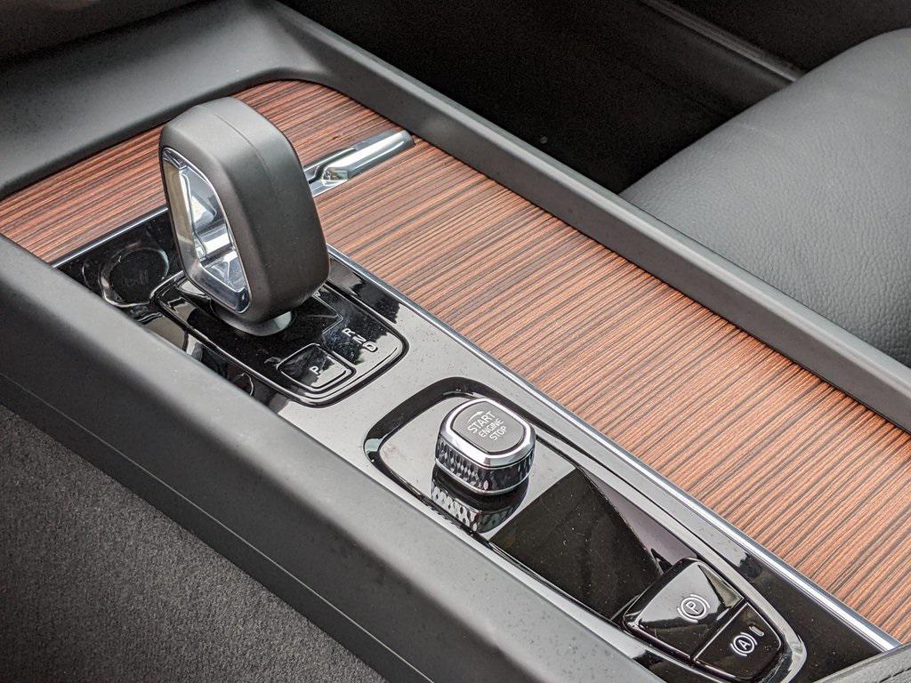 used 2025 Volvo V60 Cross Country car, priced at $40,500