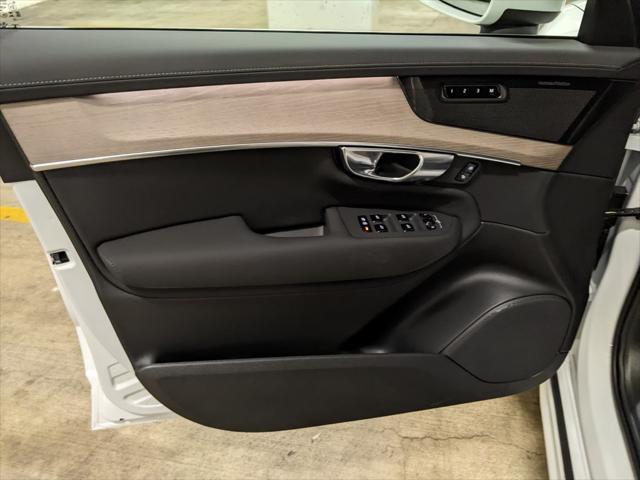 new 2025 Volvo XC90 car, priced at $68,245