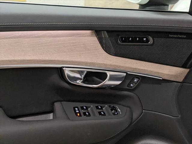 new 2025 Volvo XC90 car, priced at $68,245