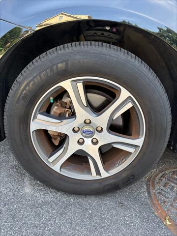used 2013 Volvo XC60 car, priced at $14,000
