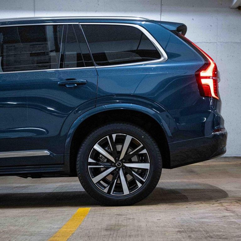 new 2025 Volvo XC90 car, priced at $63,226