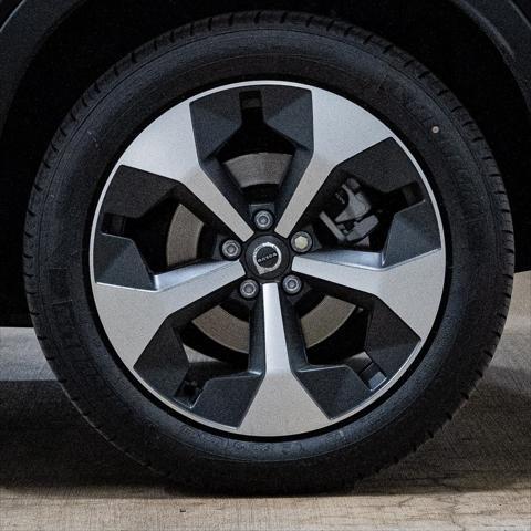 new 2025 Volvo XC40 car, priced at $48,335