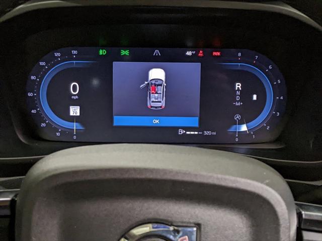 new 2025 Volvo XC40 car, priced at $48,335