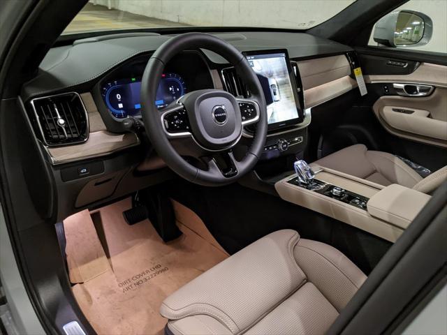 new 2025 Volvo XC90 car, priced at $77,105