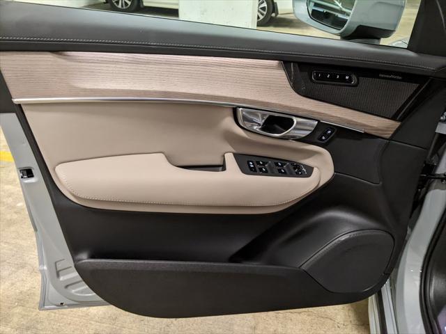 new 2025 Volvo XC90 car, priced at $77,105