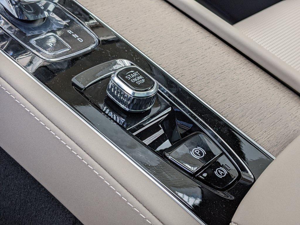 new 2026 Volvo XC90 car, priced at $75,575