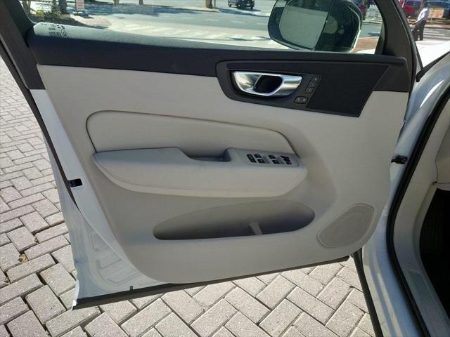 new 2025 Volvo XC60 car, priced at $55,360