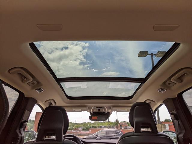 used 2022 Volvo XC90 Recharge Plug-In Hybrid car, priced at $52,000