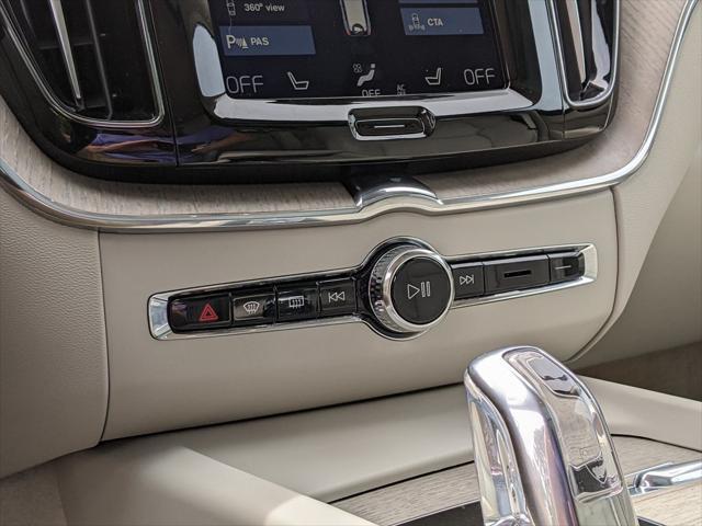 used 2018 Volvo XC60 Recharge Plug-In Hybrid car, priced at $29,500