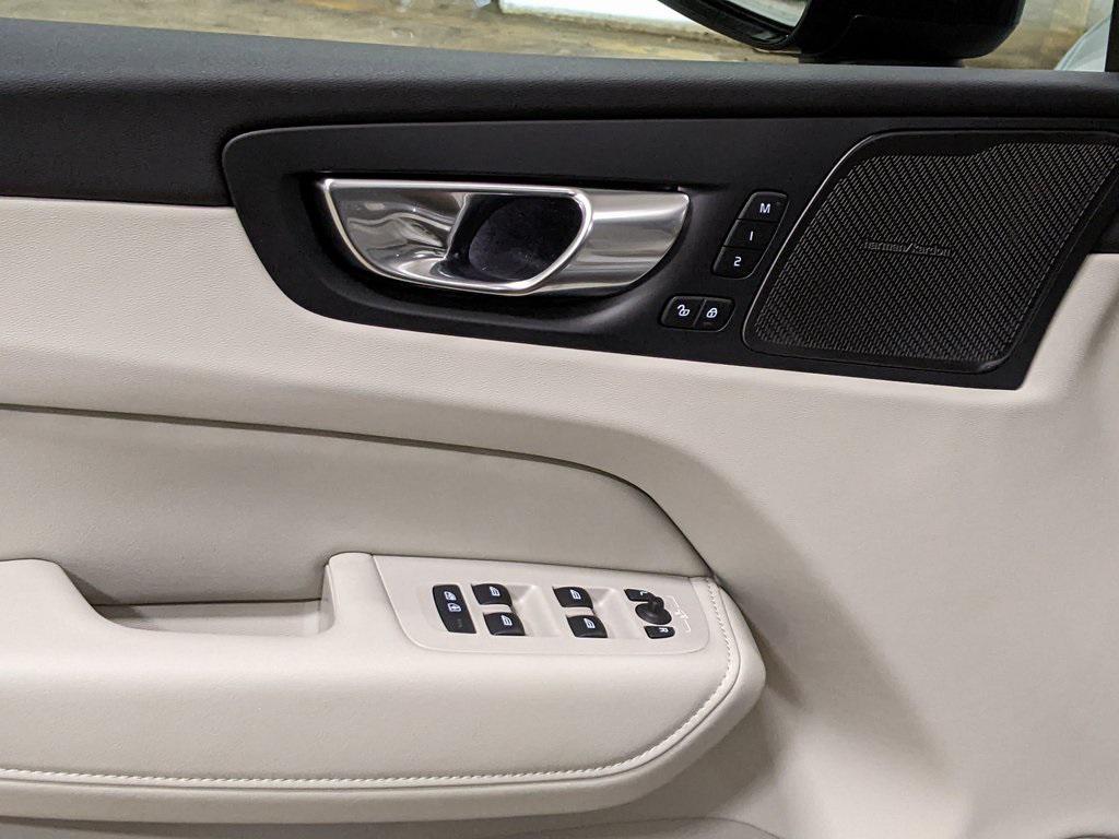 new 2026 Volvo XC60 car, priced at $63,575