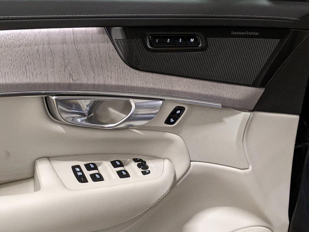 new 2026 Volvo XC90 car, priced at $75,155
