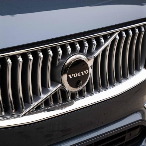 new 2025 Volvo XC90 Plug-In Hybrid car, priced at $75,575