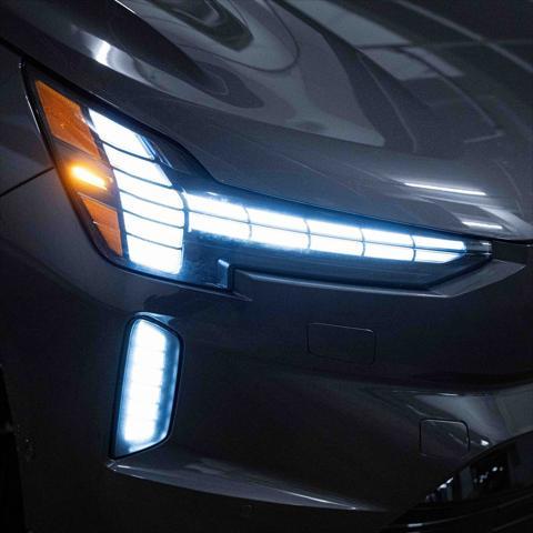new 2025 Volvo EX90 car, priced at $94,075