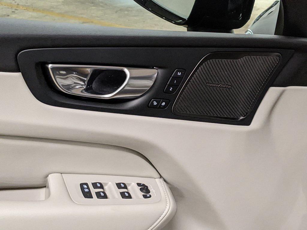 new 2026 Volvo XC60 car, priced at $63,935
