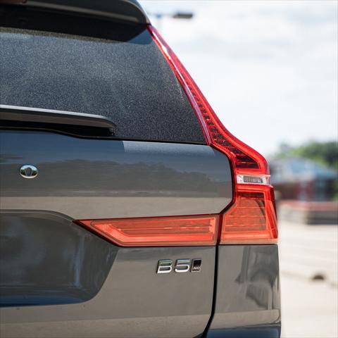 used 2022 Volvo XC60 car, priced at $35,500