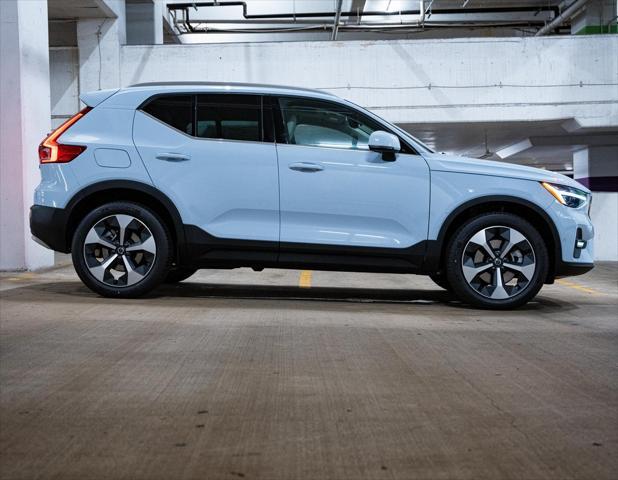 new 2025 Volvo XC40 car, priced at $49,115