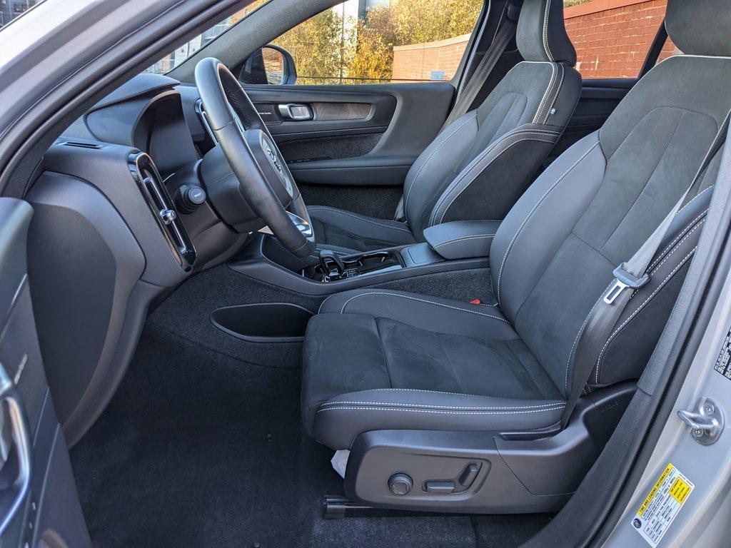 used 2023 Volvo XC40 Recharge Pure Electric car, priced at $32,500