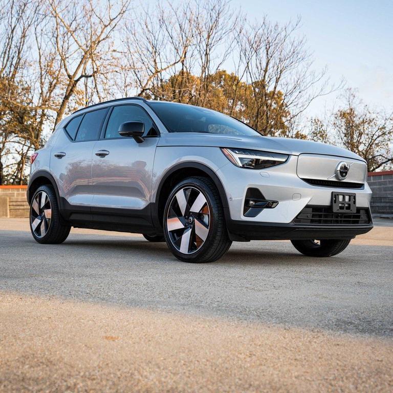 used 2023 Volvo XC40 Recharge Pure Electric car, priced at $32,500