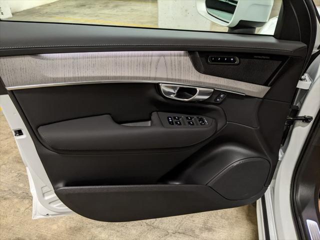 new 2025 Volvo XC90 car, priced at $69,155