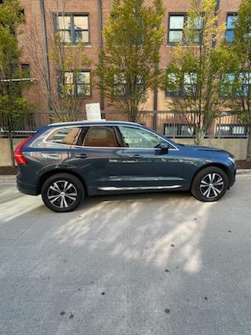 used 2022 Volvo XC60 Recharge Plug-In Hybrid car, priced at $40,000