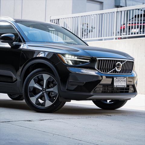 new 2025 Volvo XC40 car, priced at $46,015