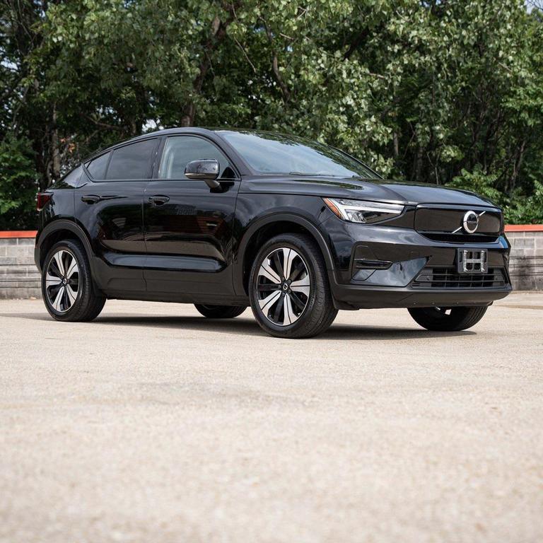 used 2023 Volvo C40 Recharge Pure Electric car, priced at $30,500
