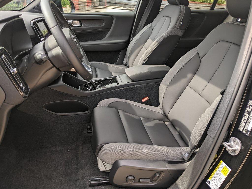 used 2023 Volvo C40 Recharge Pure Electric car, priced at $30,500
